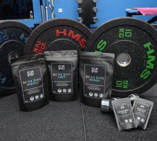 Makáte? A makáte hodně? Chce si dát sladké (a moooc dobré😋) pití bez cukru? Pak jsou BCAA přesně pro tebe! 💡BCAA...